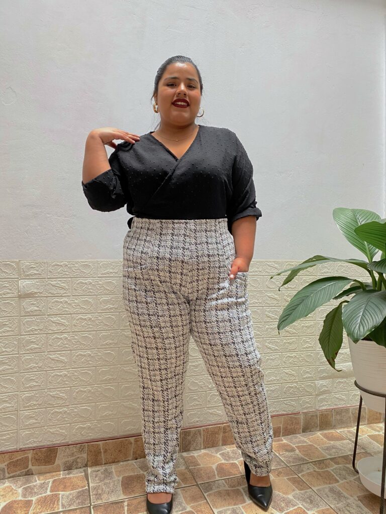 Curvyenlinea