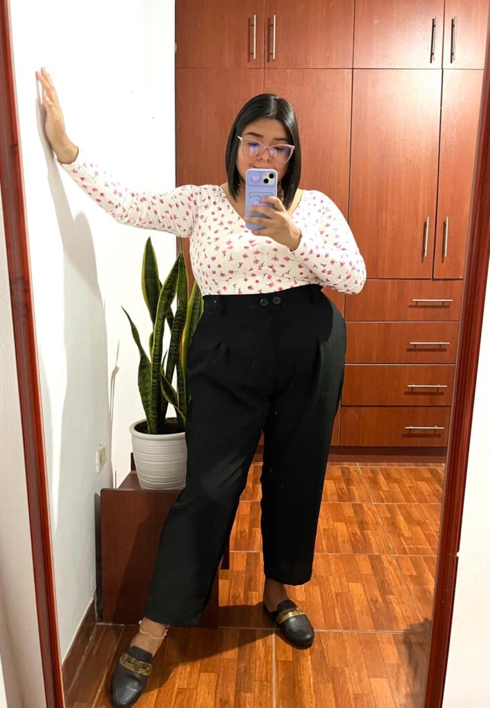 Curvyenlinea