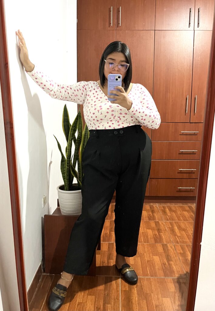 Curvyenlinea